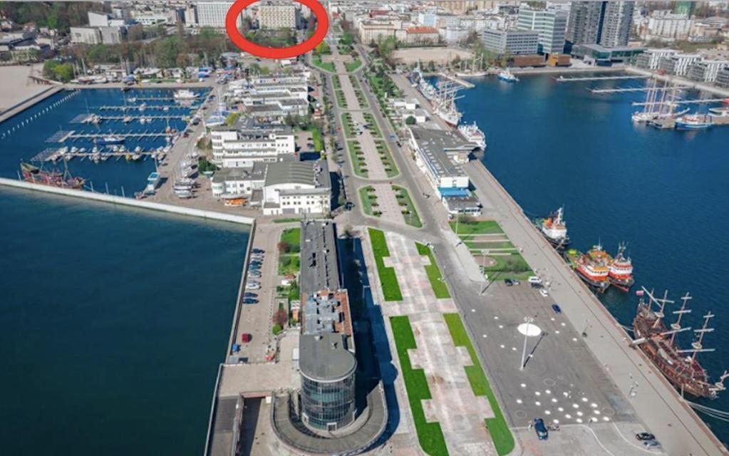 Апартаменты 9Th Floor Skwer Kosciuszki Z Widokiem Na Morze Гдыня Экстерьер фото